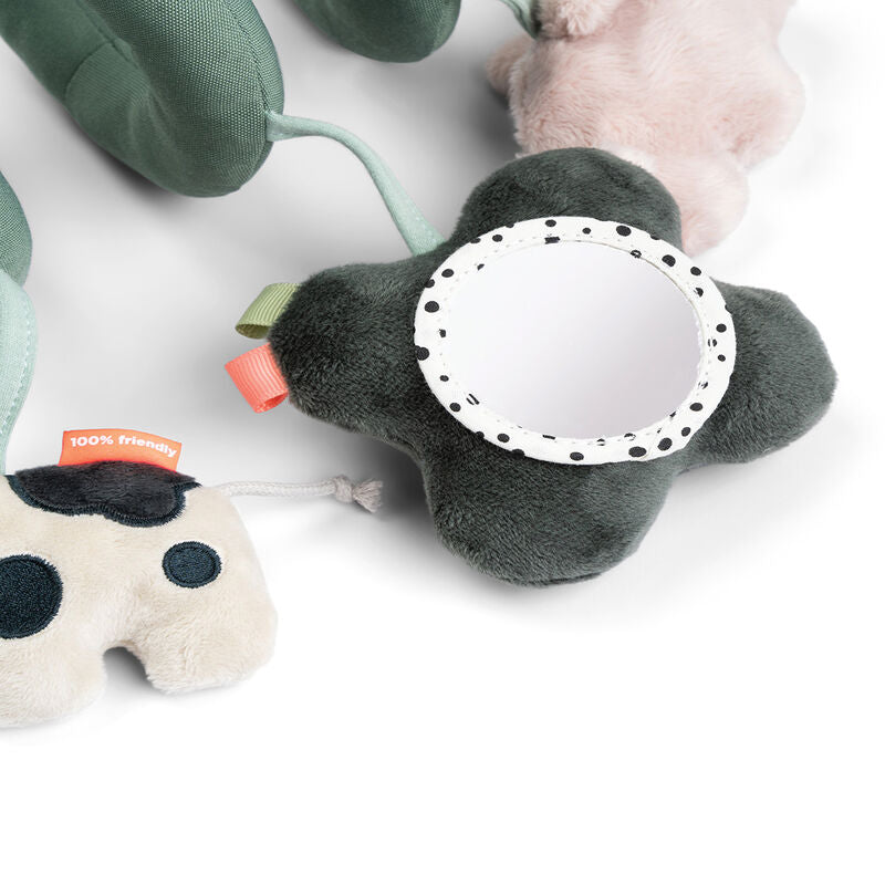 דרא | שרשרת ספירלת פעילות | Tiny Farm 