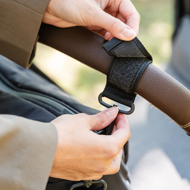 דרא | תיק עם רצועות לתלייה על העגלה  | תיק החתלה