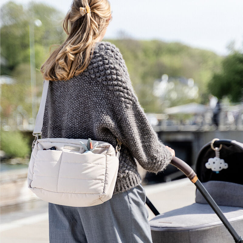 דרא | תיק עם חלוקת תאים נוחה בצבע חול  | תיק עגלה