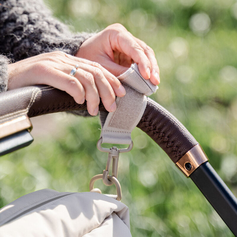 דרא | רצועות תלייה עם סקוצ | תיק החתלה